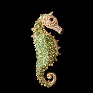 Sparkling Green Seahorse Brooch /‎ Pendant